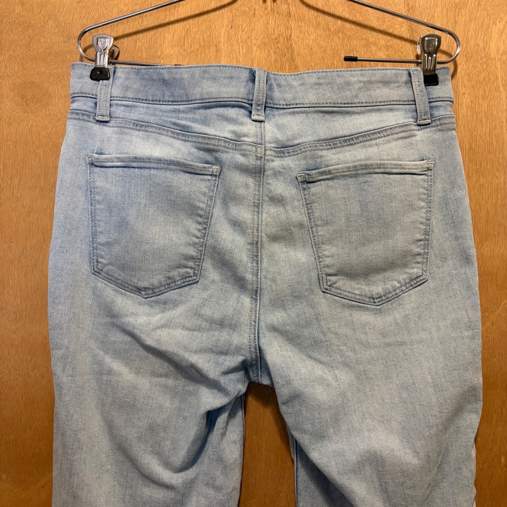 Talbots Straight Leg Crop Jean Womens 10P Light Wash Capri Stretch Denim Classic - Picture 10 of 14